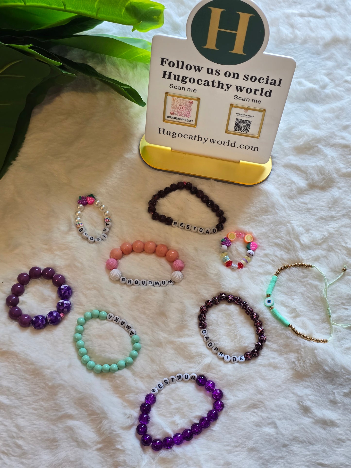 Beaded charm bracelet